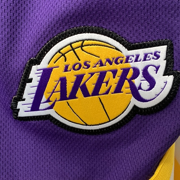 Medium Mens James Basketball Shorts New - Picture 3 of 11